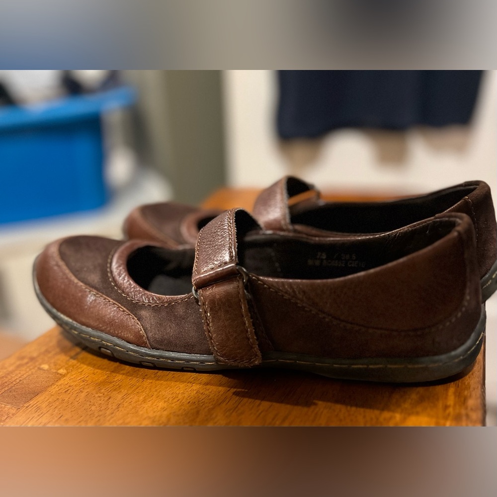 Boc Leather comfy Mary Jane style shoes